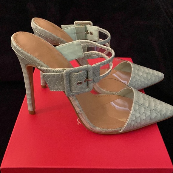 NWT Mint Mules - Picture 3 of 6